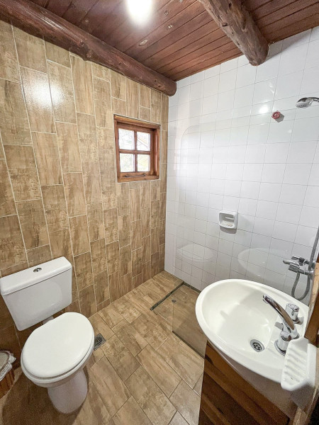 Baño La Cabaña